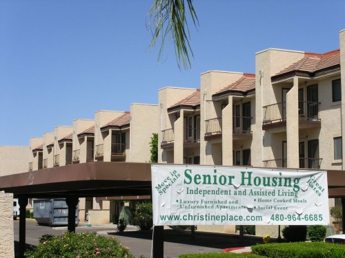 欲申請老年公寓 如何轉移房產